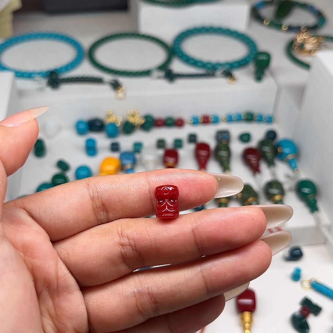 癫***子DIY玻璃锦红色尸陀林
