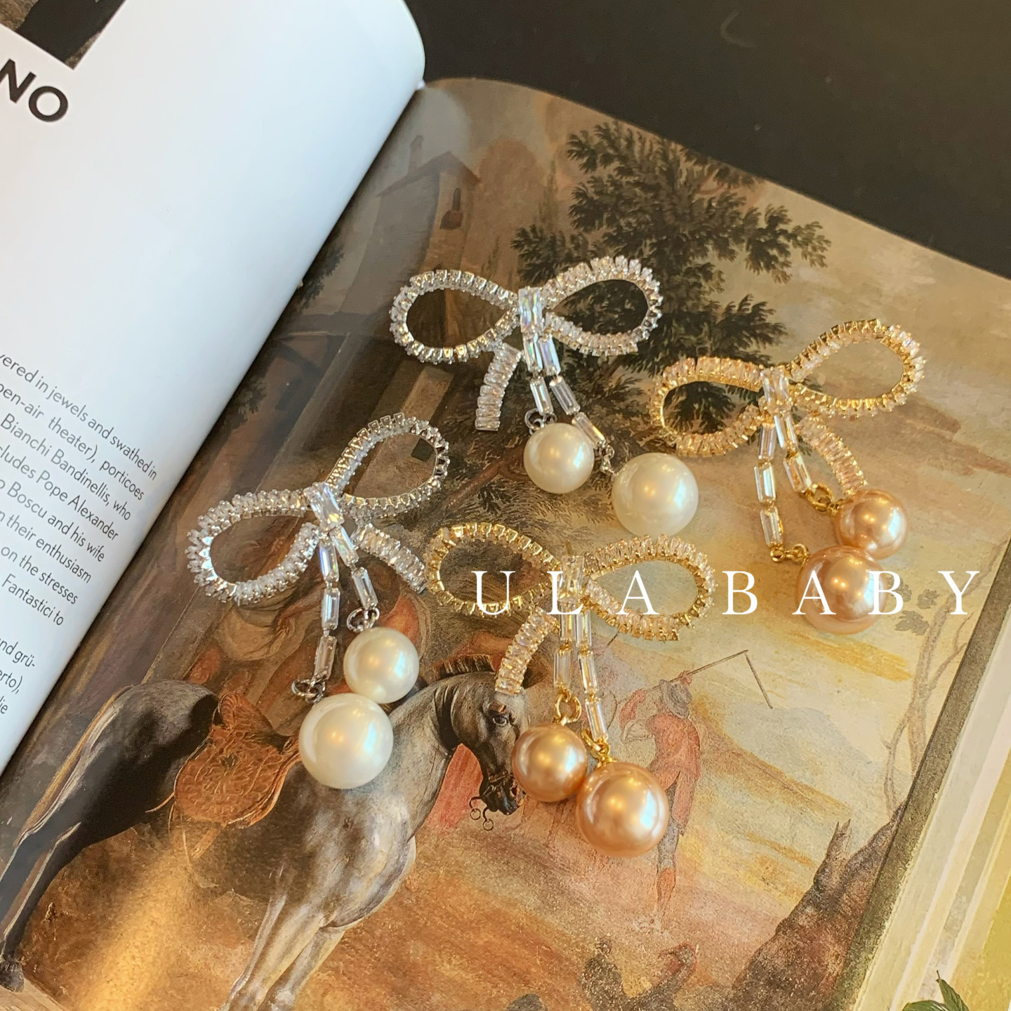 铜合金合成锆石耳饰 【喜儿ula】11-24-10气质满镶蝴蝶结珠珠耳钉