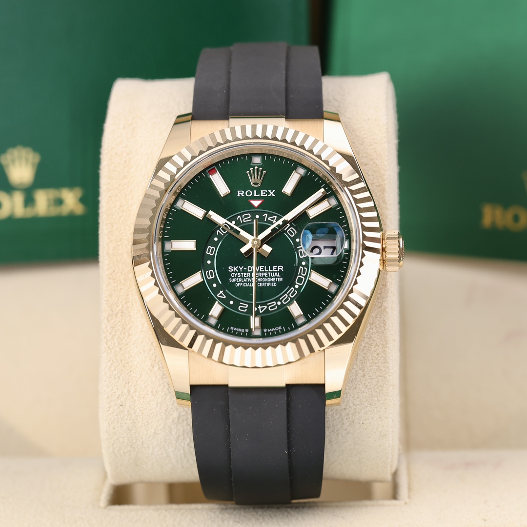 99新 Rolex/劳力士 336238 18K黄金 42mm 2025年1月保卡