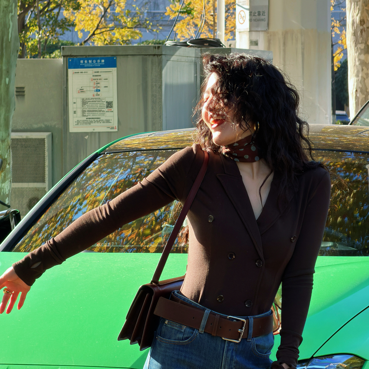 MIRROR 【涛姐精选】 摩登港姐橄榄绿V领连体衣