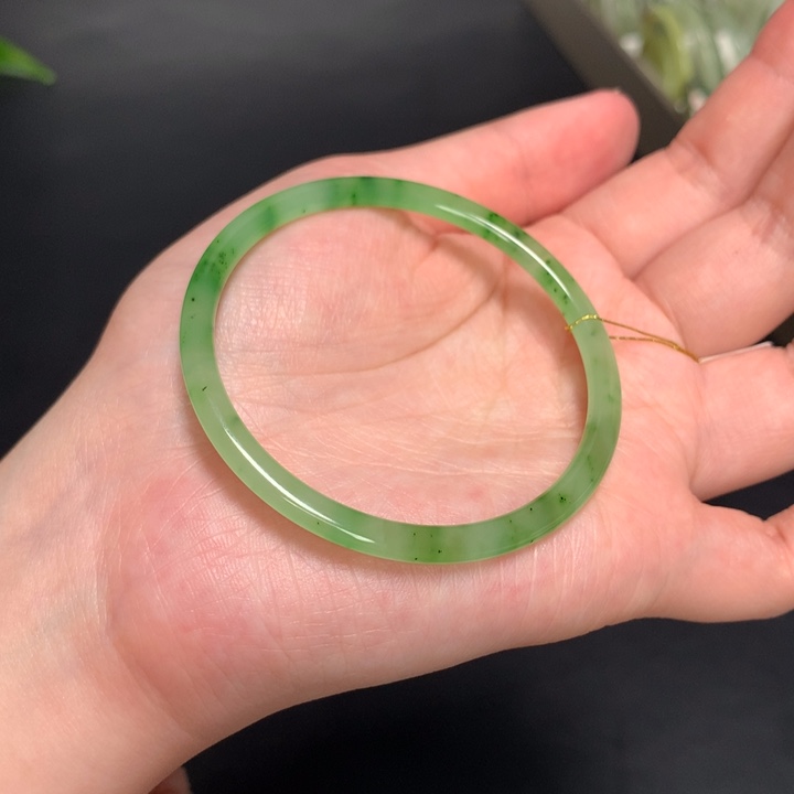 和田玉手镯未镶嵌54