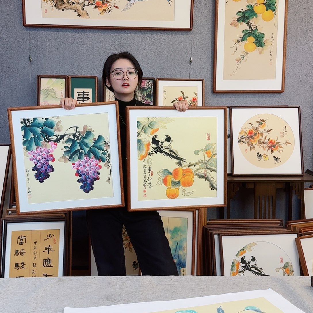 嘴****国画纯手绘，纯手写带框尺寸：53×53厘米