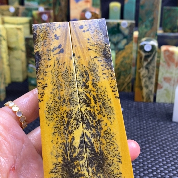 云南石明****红青田石印章石