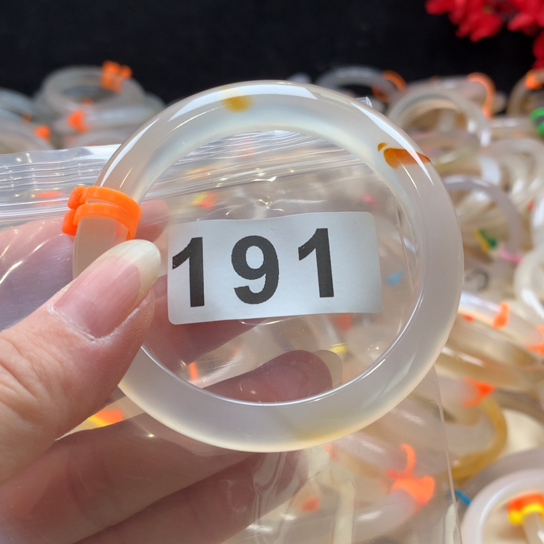 玛瑙/玉髓手镯未镶嵌