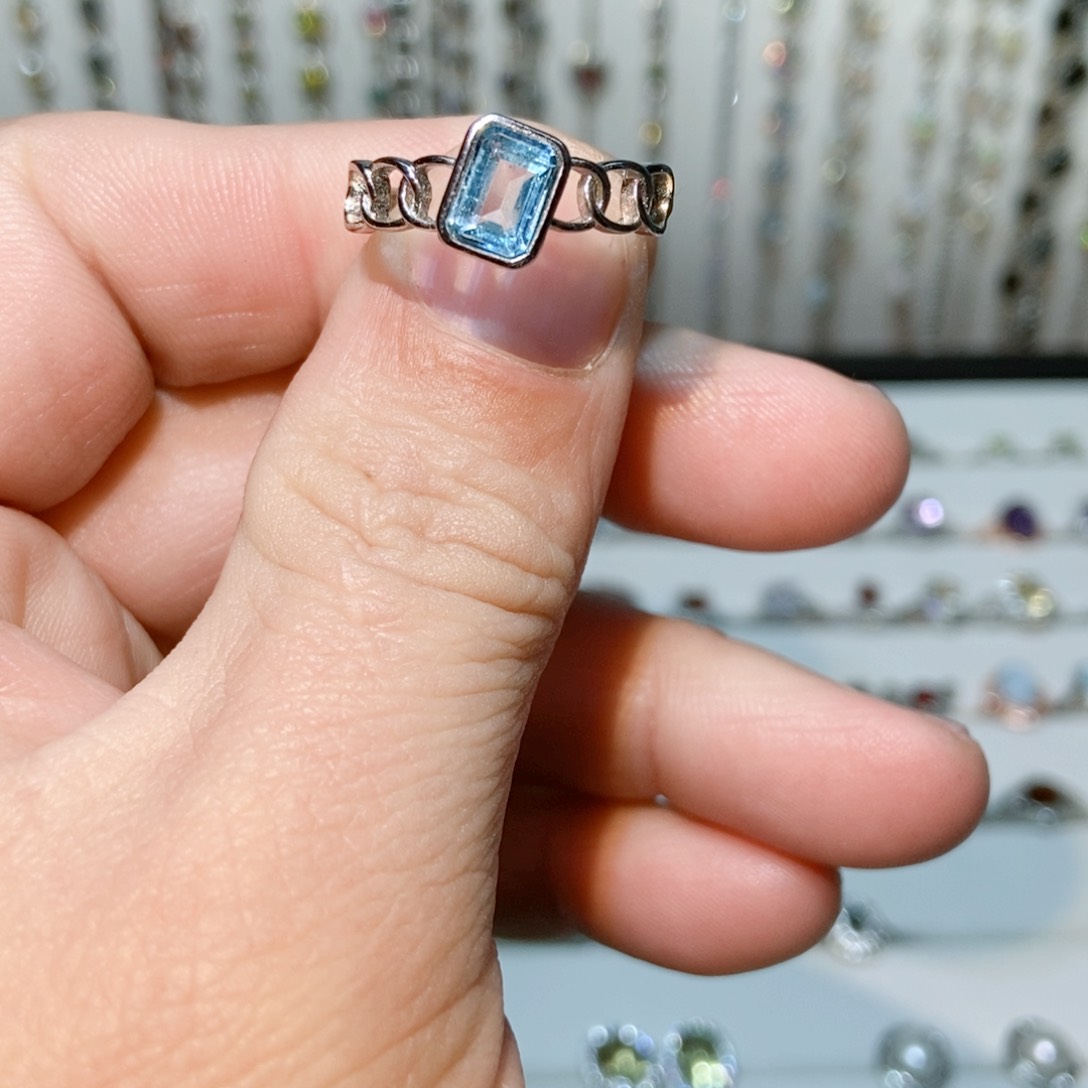 绿水晶戒指银S925镶嵌