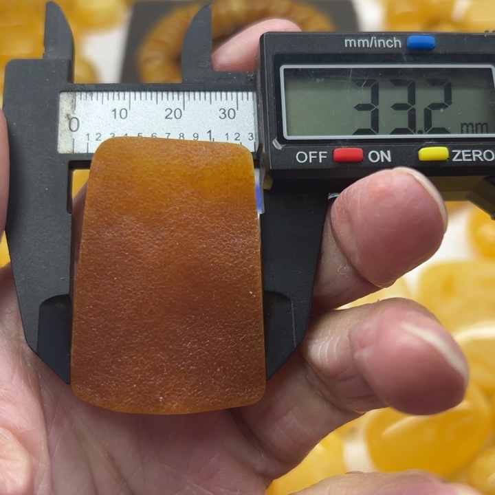 琥珀（矿物珀）未镶嵌裸石