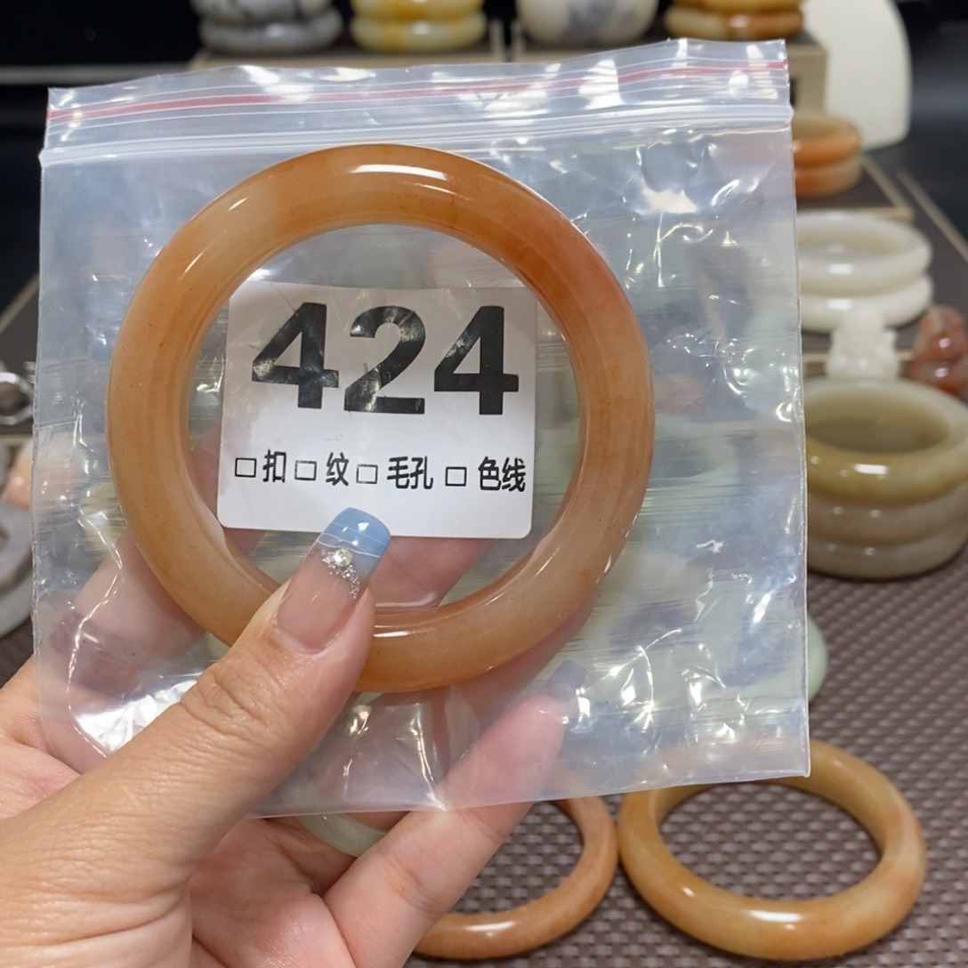 石英质玉手镯未镶嵌?*?