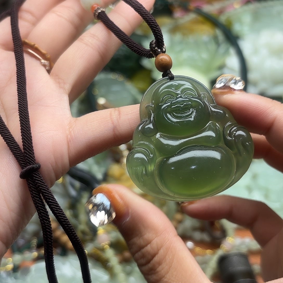 蛇纹石玉未镶嵌吊坠
