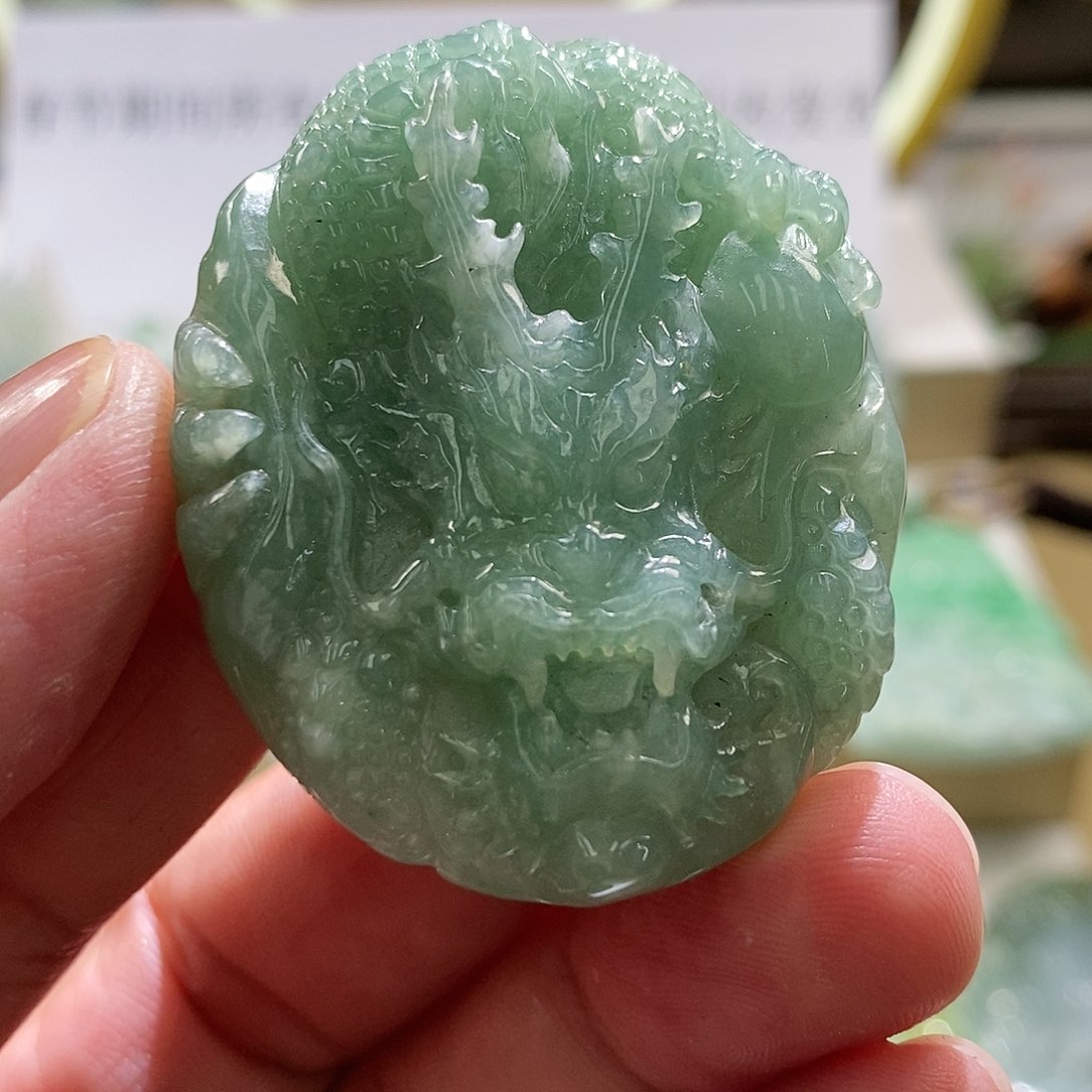 【闪购商品】翡翠颈饰未镶嵌1111111111