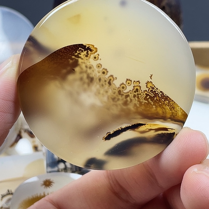 玛瑙/玉髓未镶嵌颈饰