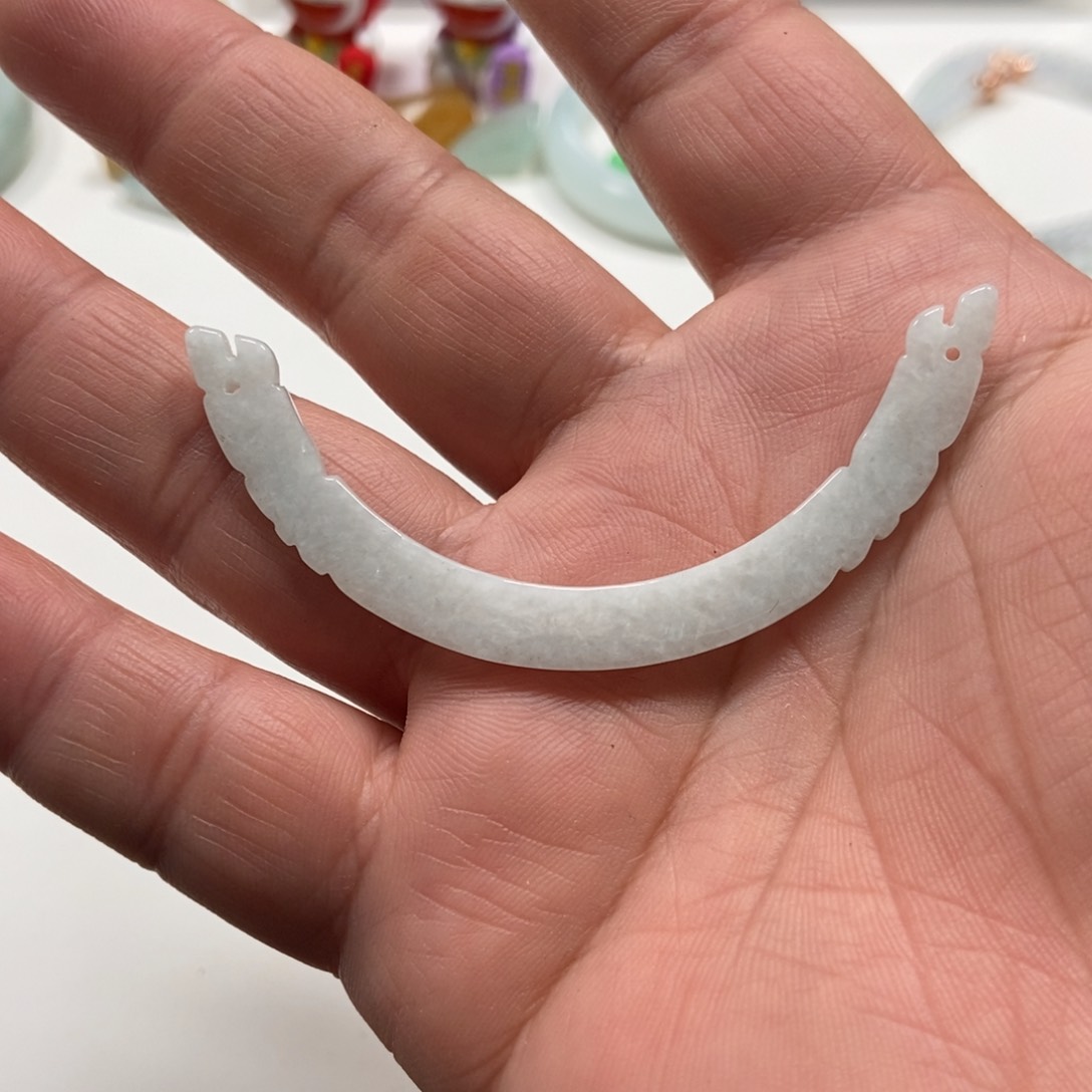 翡翠戒指未镶嵌翡翠