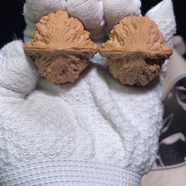 文玩核桃吊坠全品37➕绣球