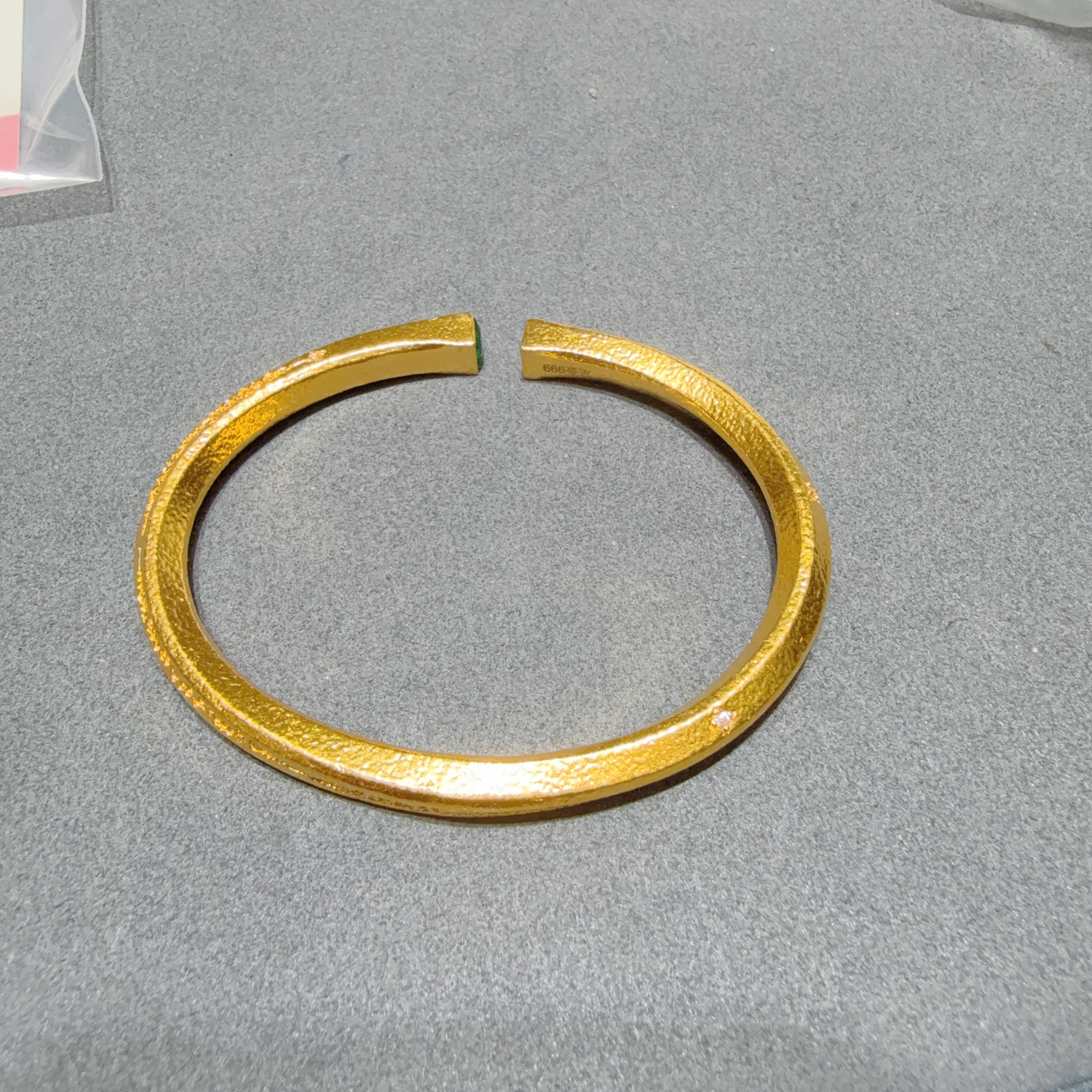 拾玖珠宝足金手镯