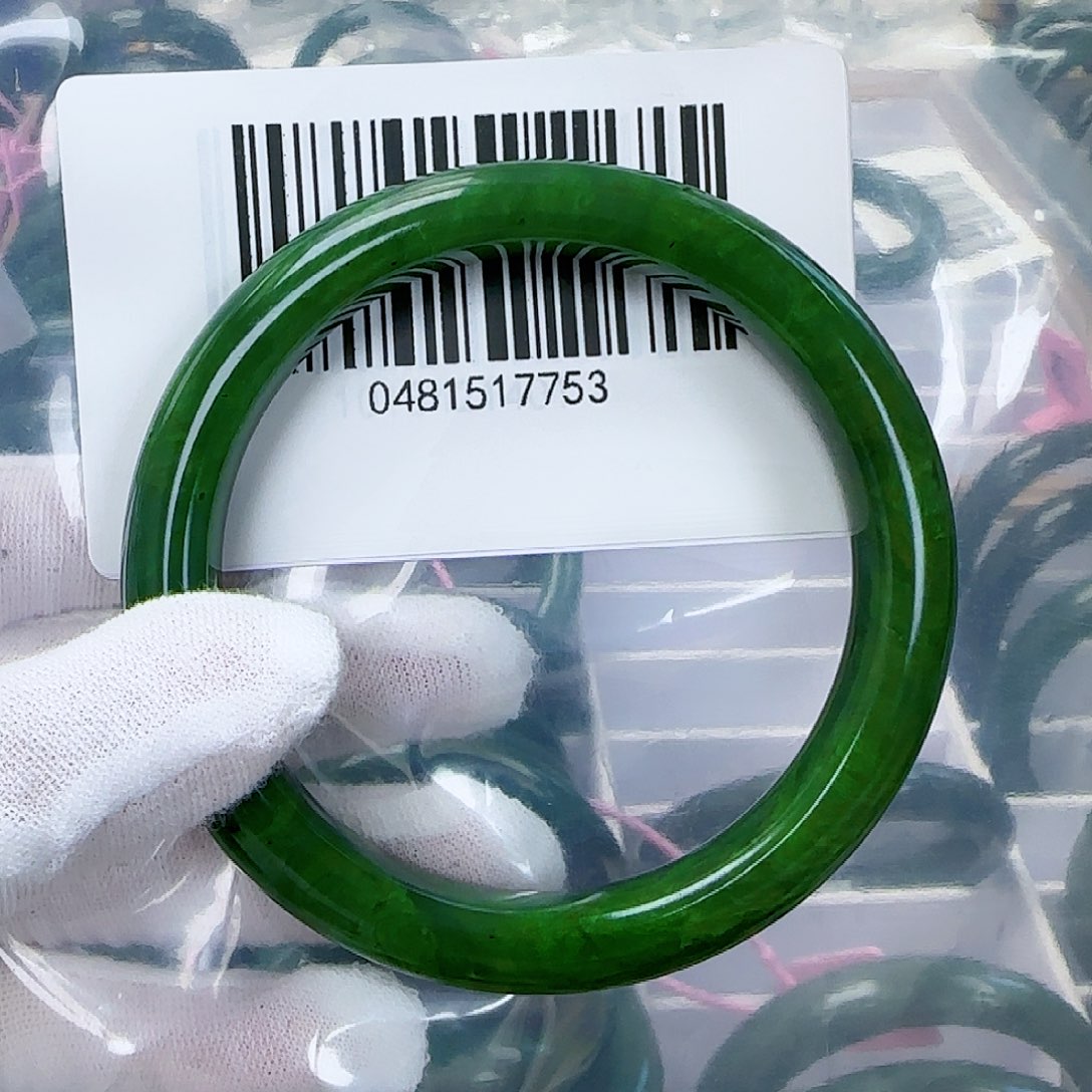 和田玉（碧玉）手镯未镶嵌62.5