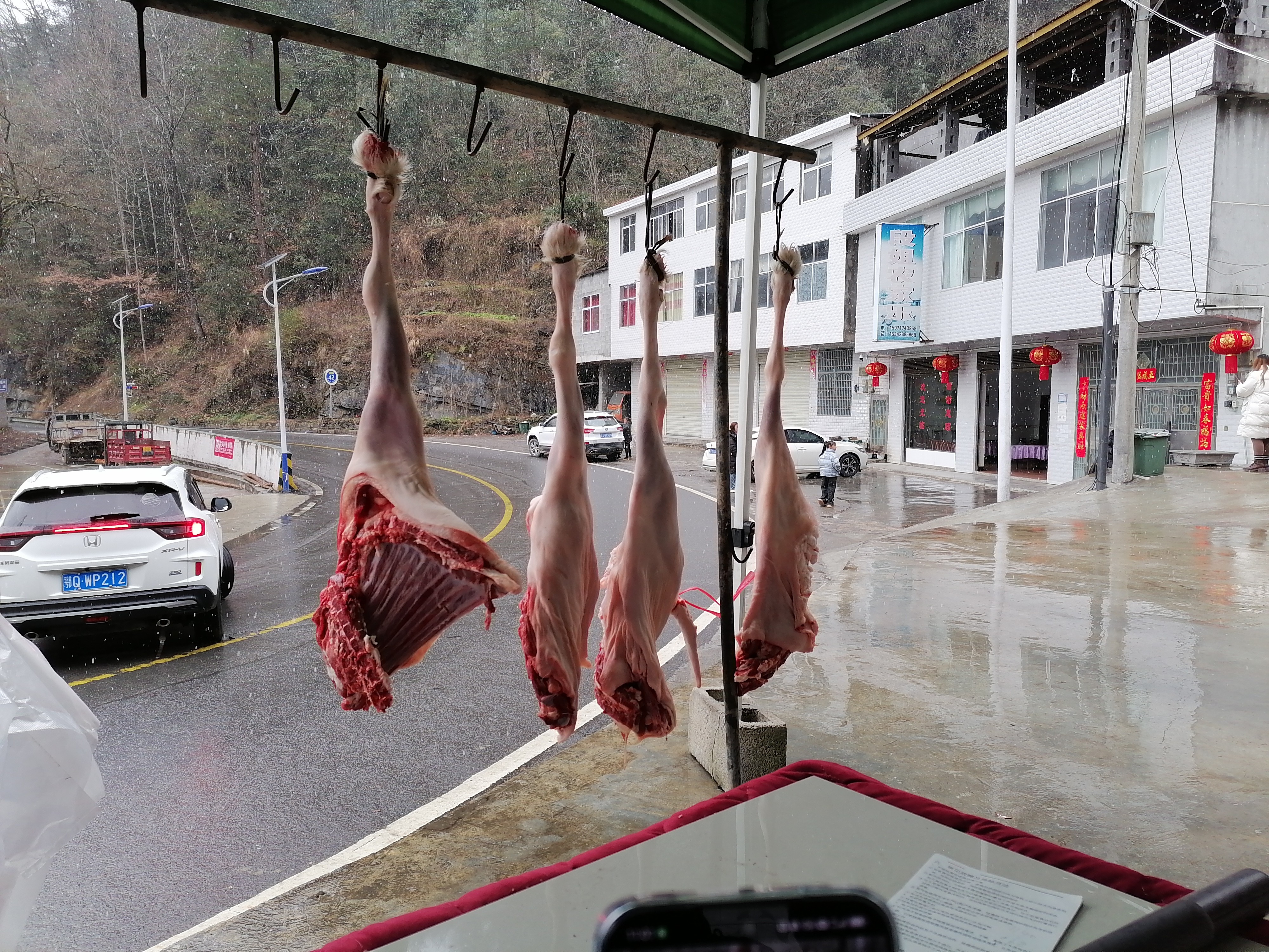 湖北恩施高山散养白山羊肉