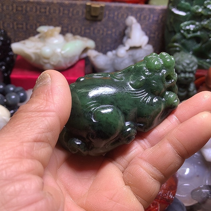 未镶嵌和田玉（糖玉）挂件