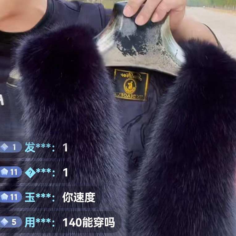 2025新款女士马甲黑色