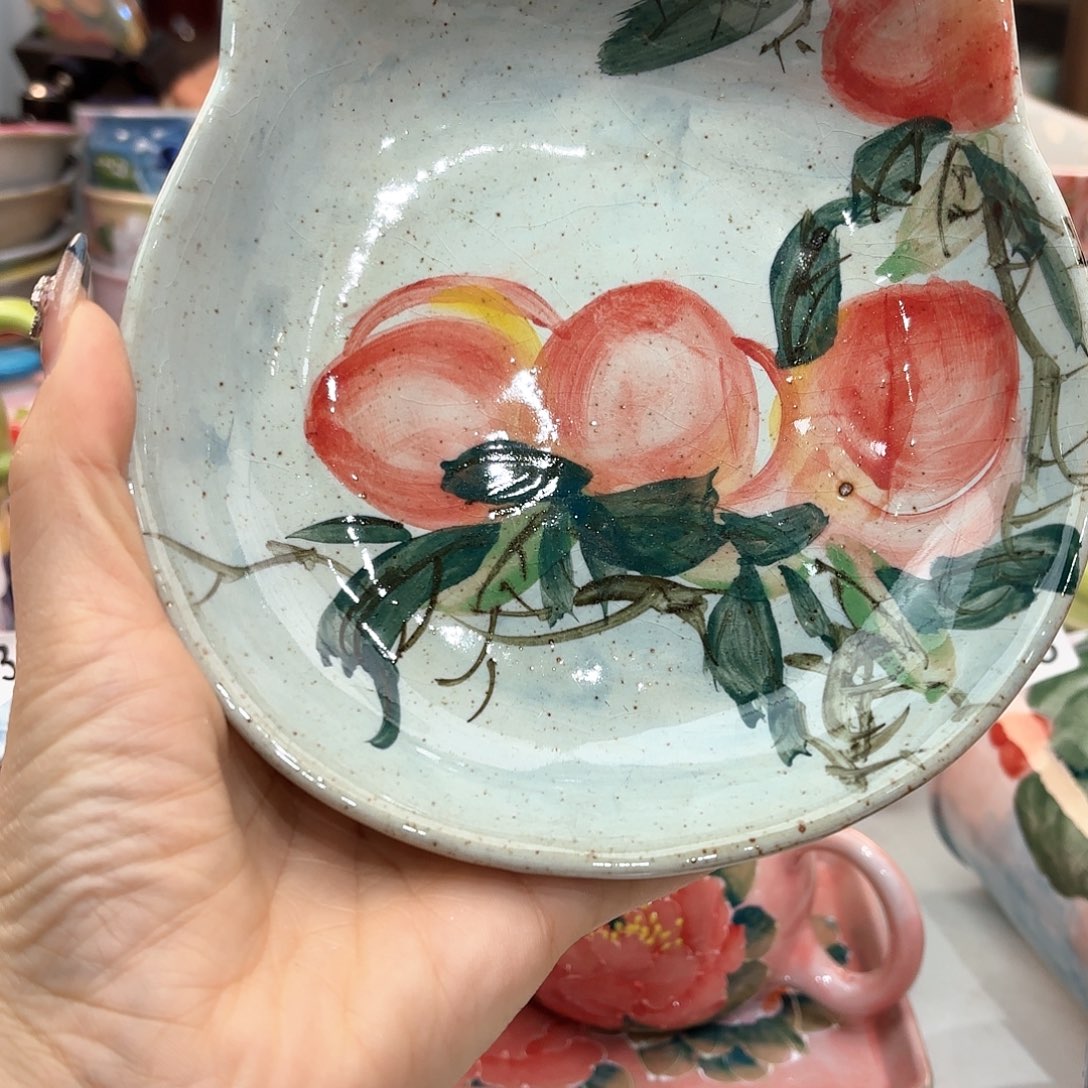 瓷片哈哈哈这不也很好笑