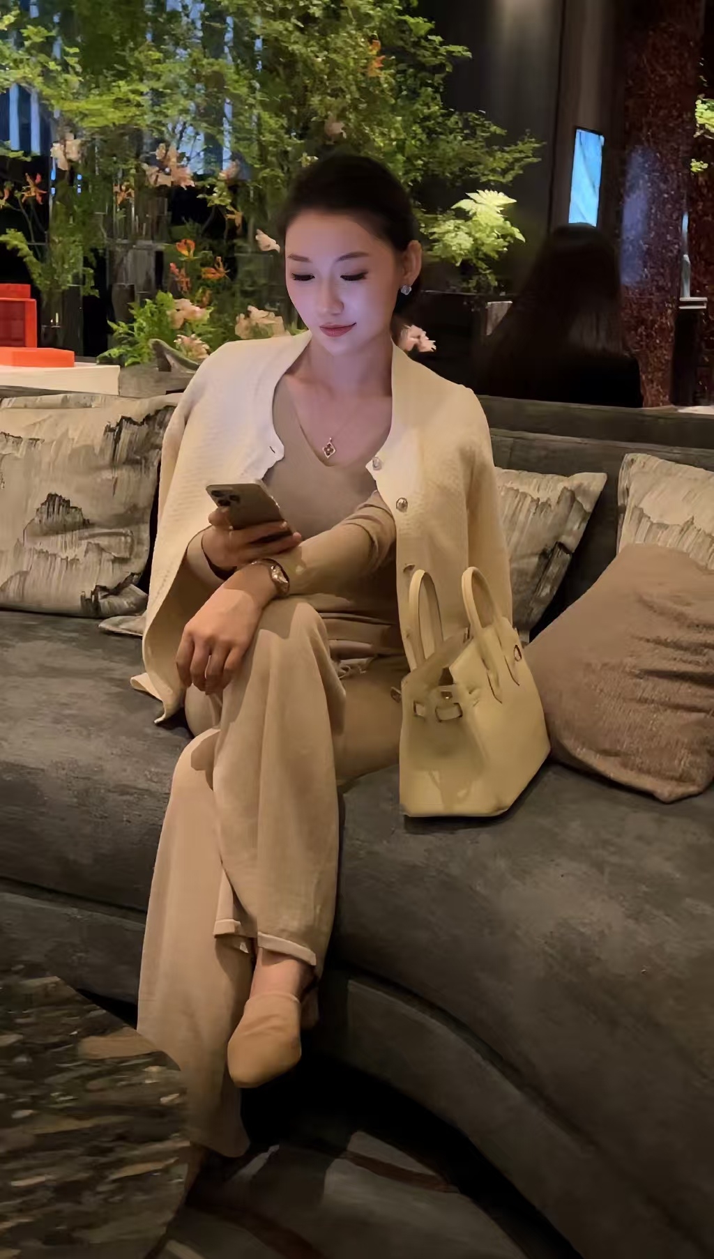 YANYUTONG 【织影】 气质高级感 重工白色针织小香风 外套女 TT003