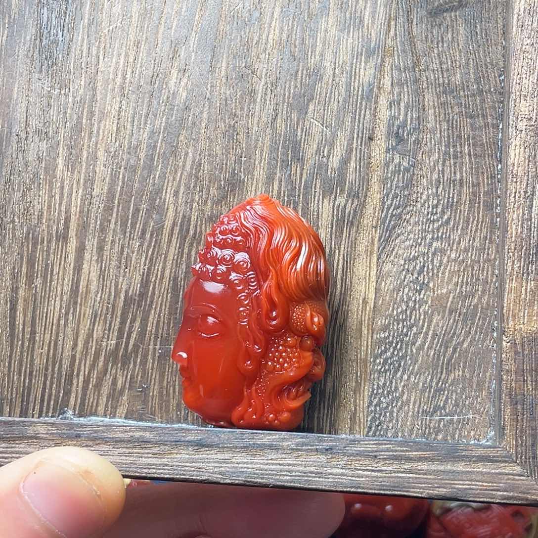 南红玛瑙吊坠(不含链)未镶嵌有****律