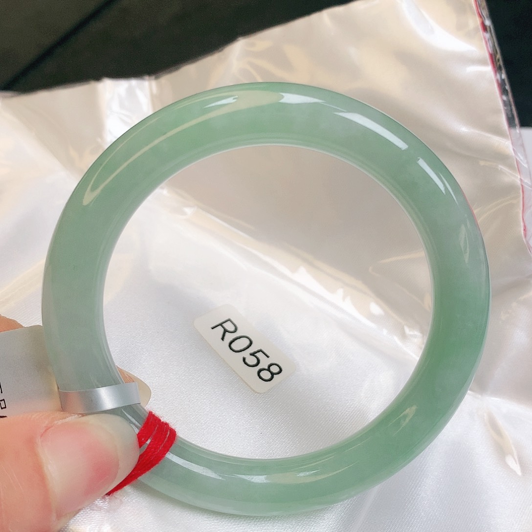 【闪购商品】翡翠手镯未镶嵌缅甸天然a货翡翠
