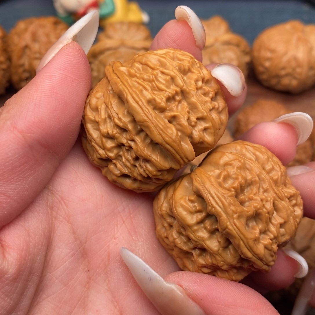 文玩核桃把件?****班全品白狮子36