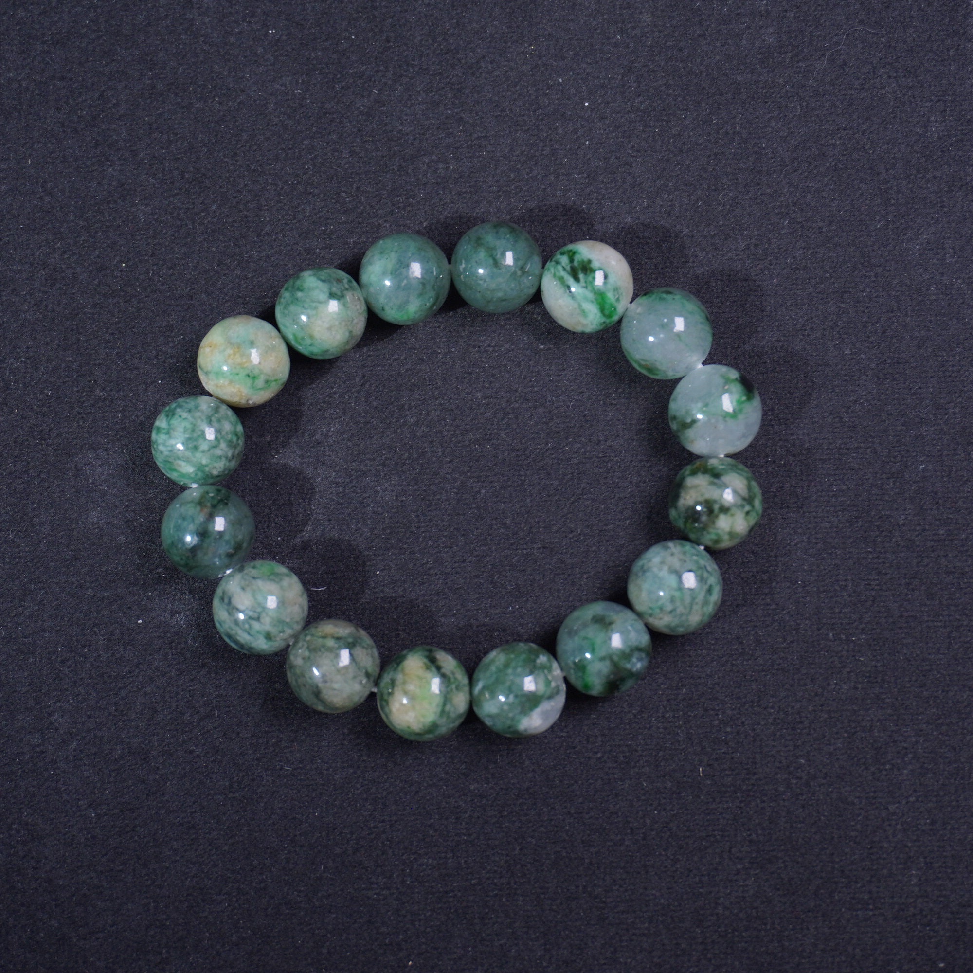 38K4 清 翡翠手串