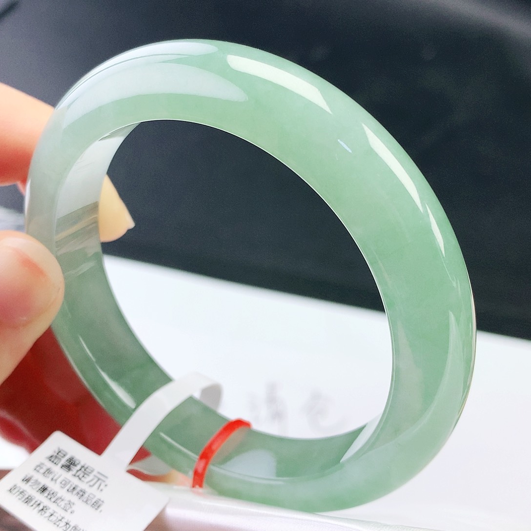 未镶嵌手镯翡翠57圈