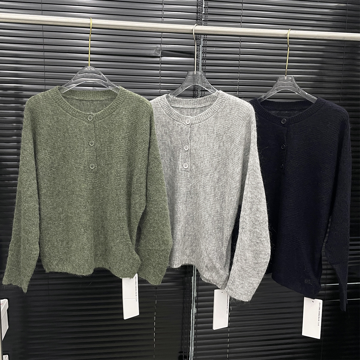 付新博女装休闲宽松针织衫女小众时尚百搭长袖套头上衣13965