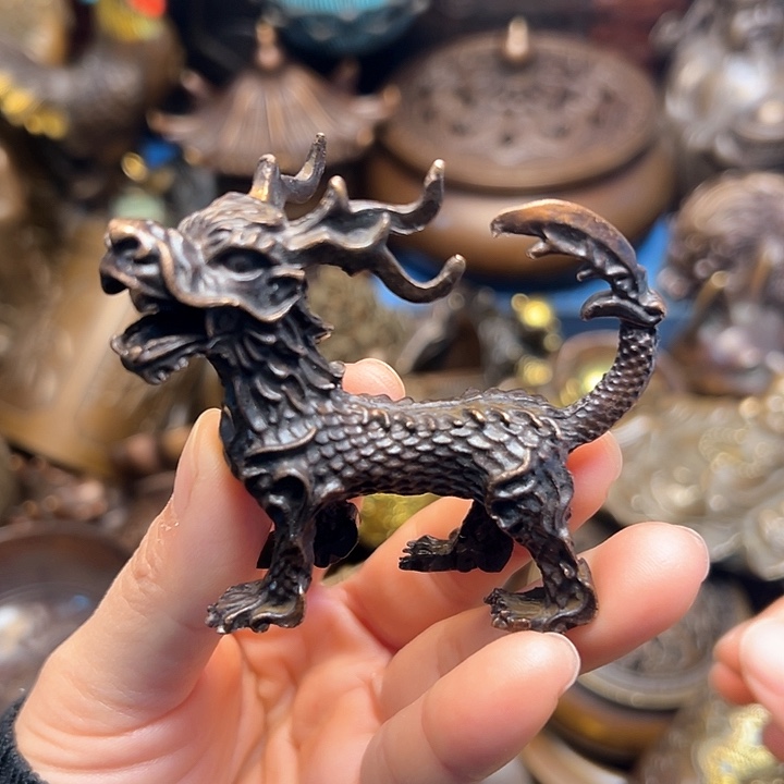 铜器摆件老王直播间