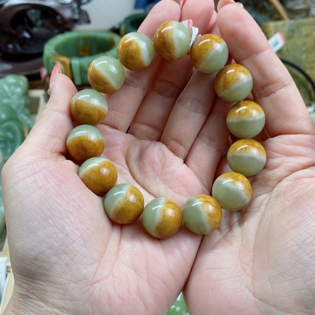 透闪石质玉手链未镶嵌?****?