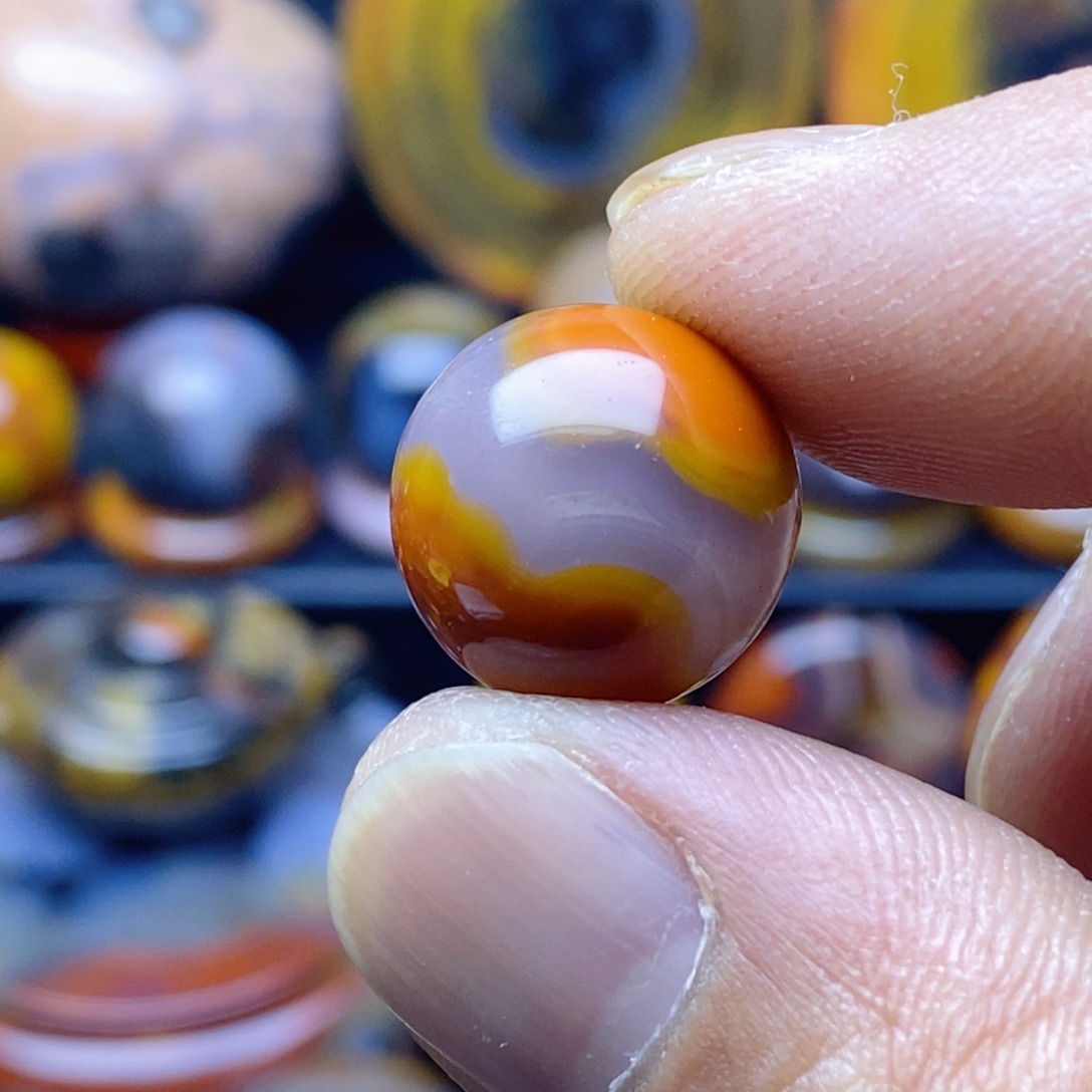 自***6玛瑙/玉髓未镶嵌手把件