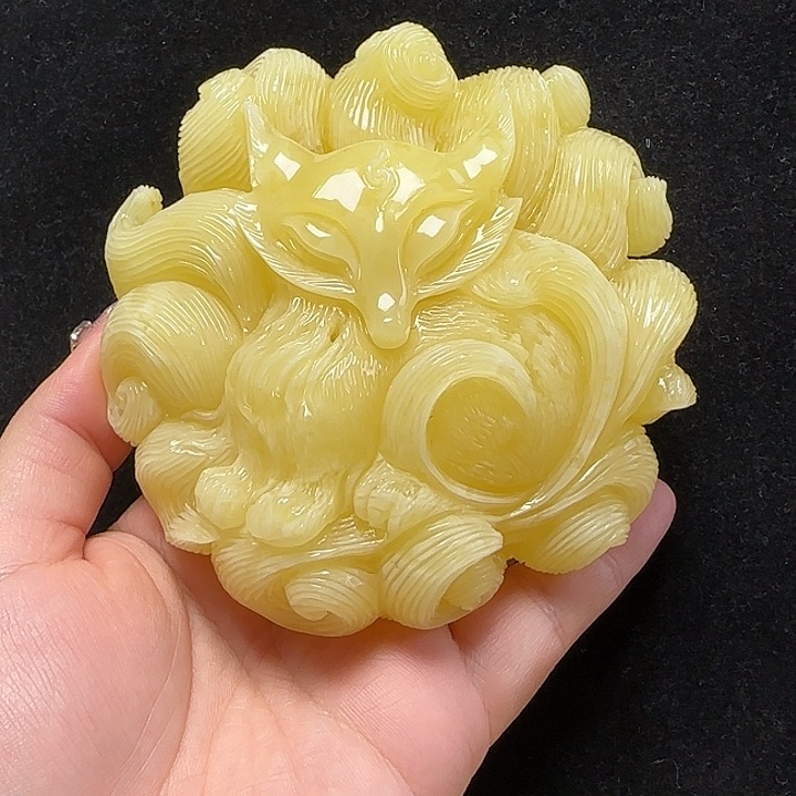 蜜蜡珠宝奇石未镶嵌