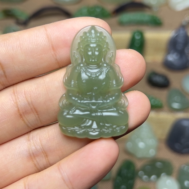 颈饰未镶嵌和田玉
