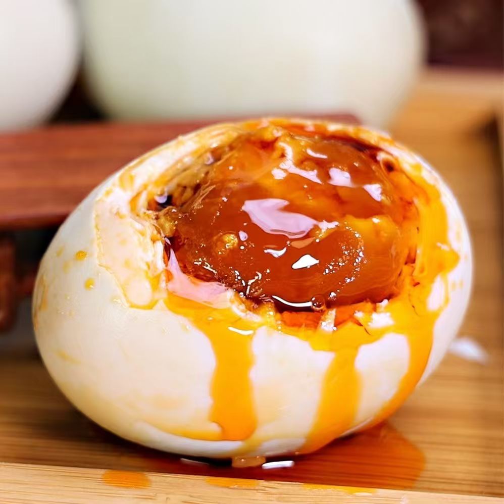 破壳咸鸭蛋真空包装破壳蛋经济实惠咸香流油