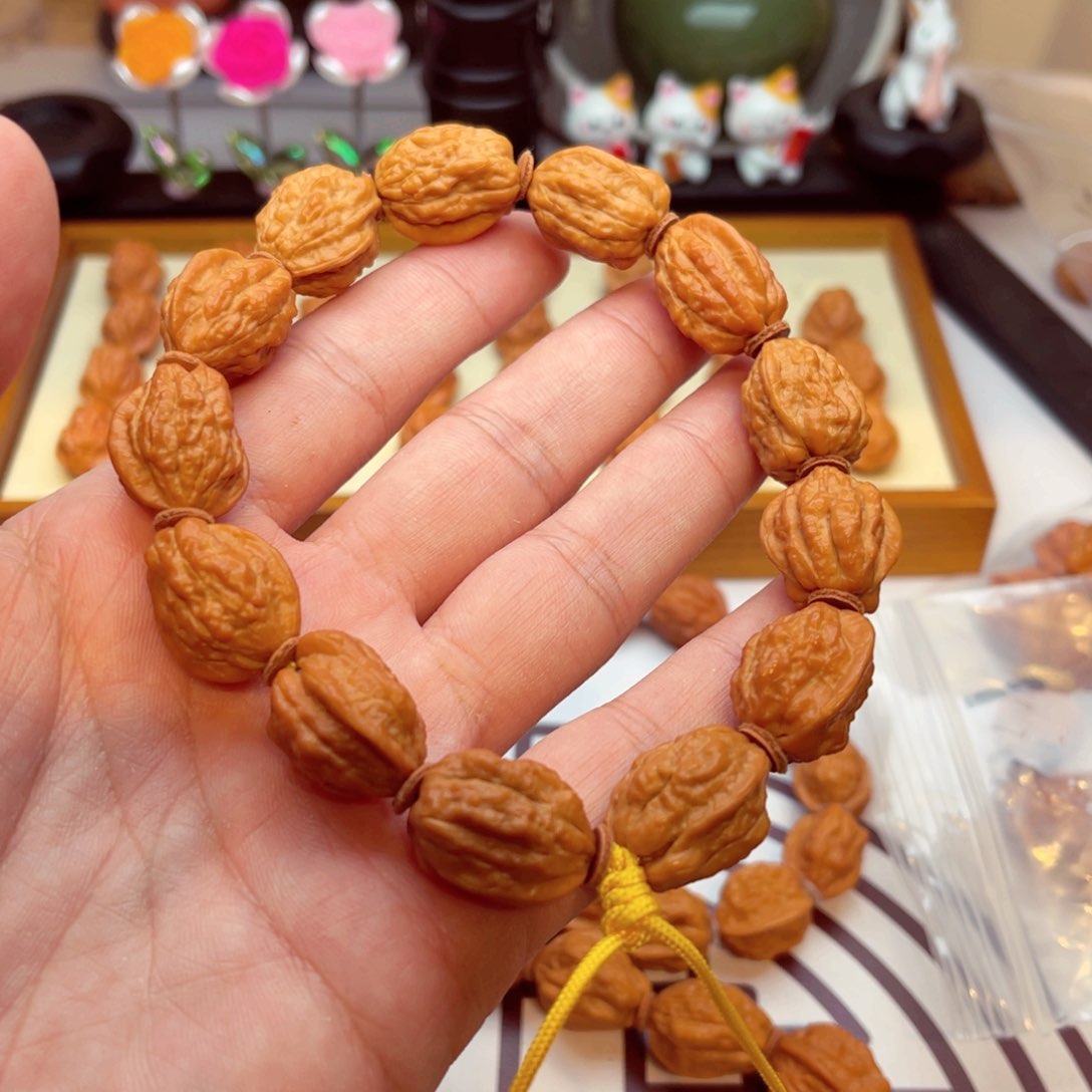 文玩核桃手串蛤蟆头
