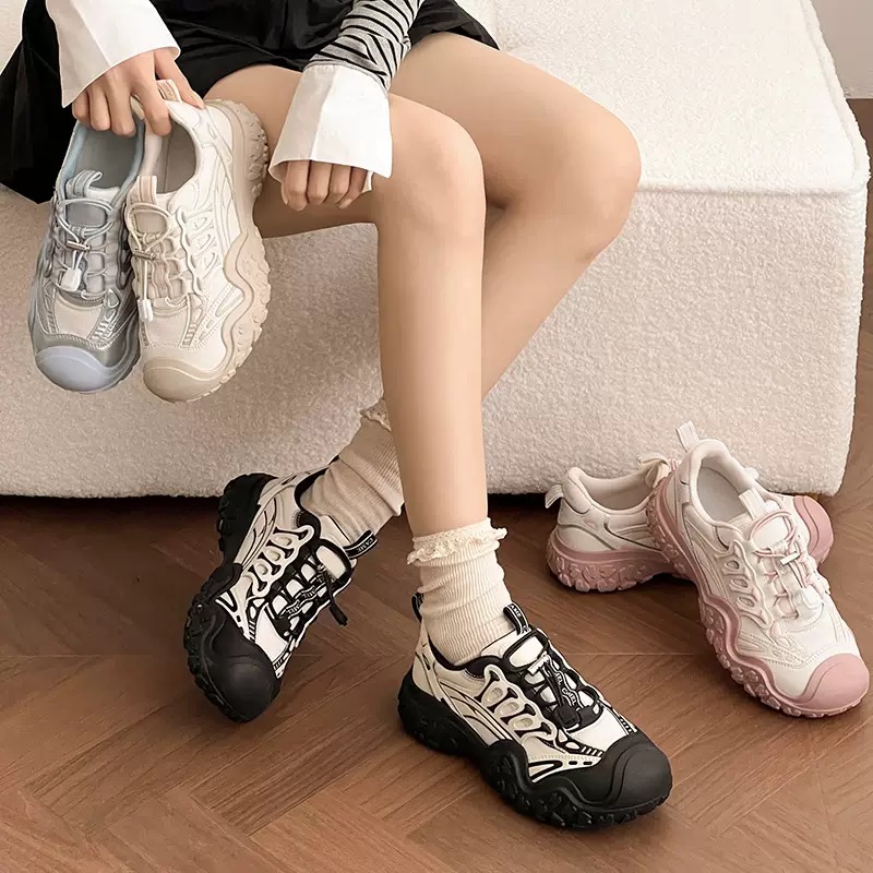 1新款时尚潮流百搭户外休闲鞋