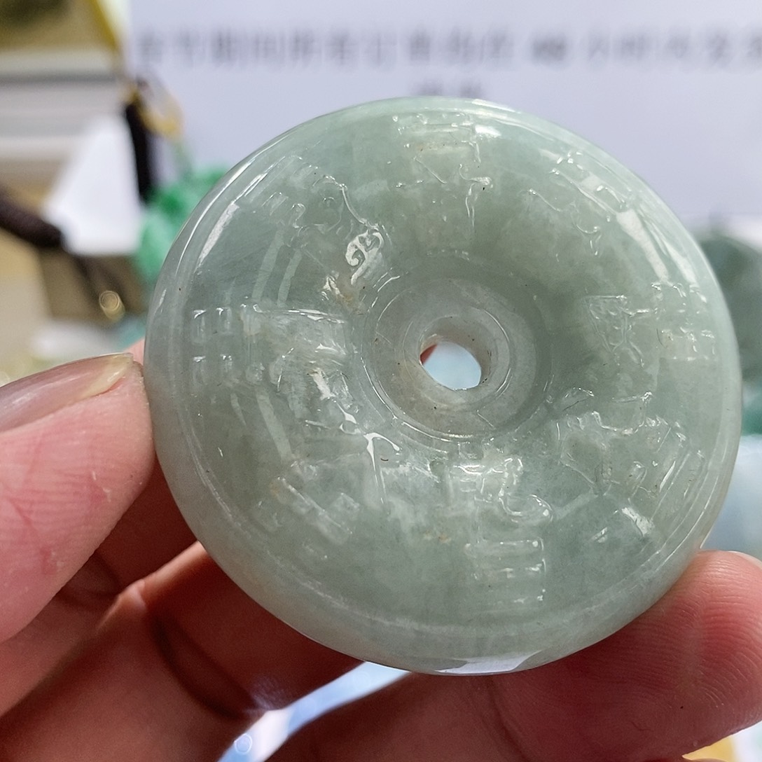 【闪购商品】翡翠颈饰未镶嵌1111111111111