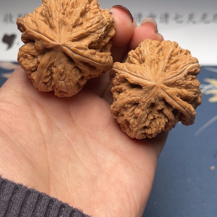 文玩核桃把件粗筋43