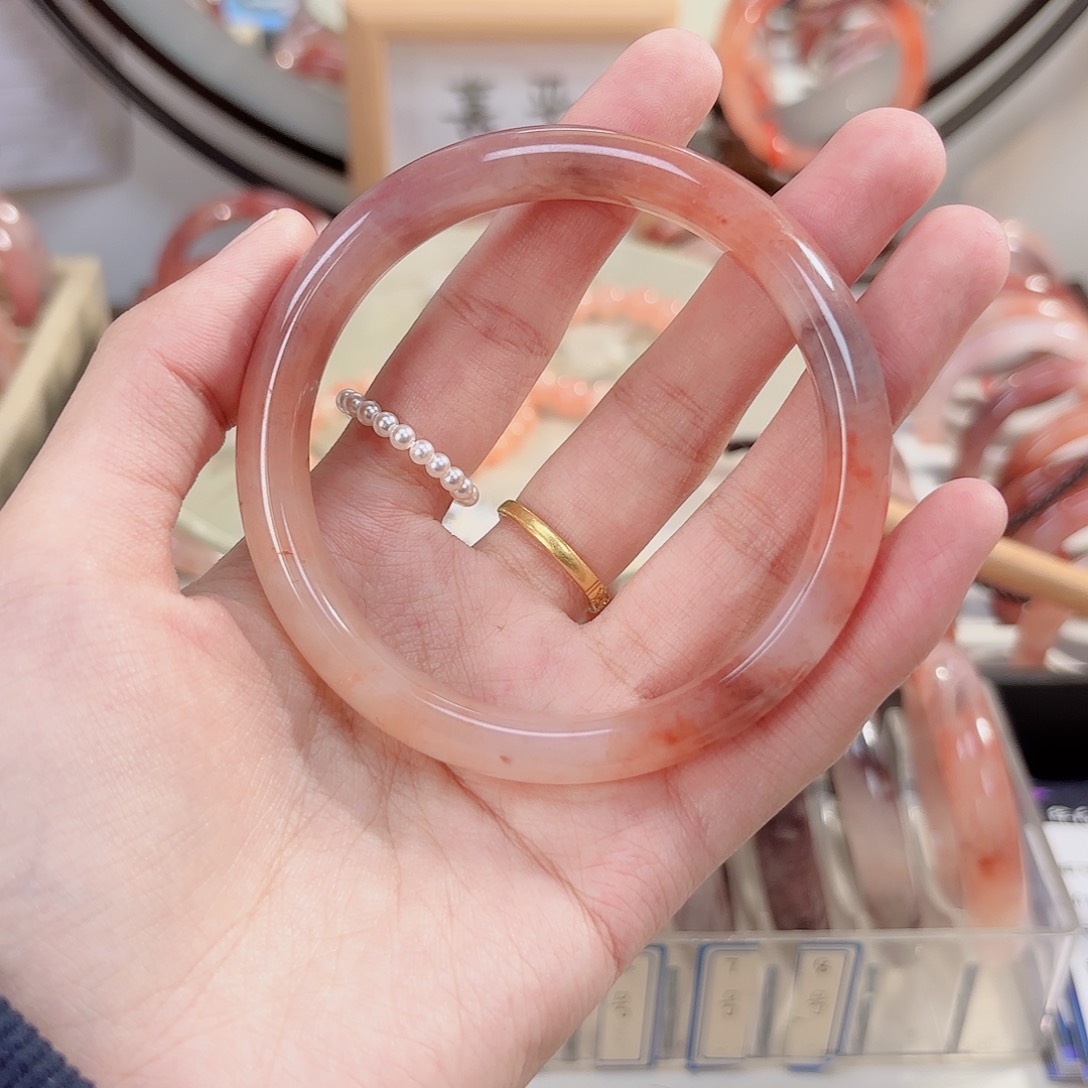 石英质玉手镯未镶嵌o****О