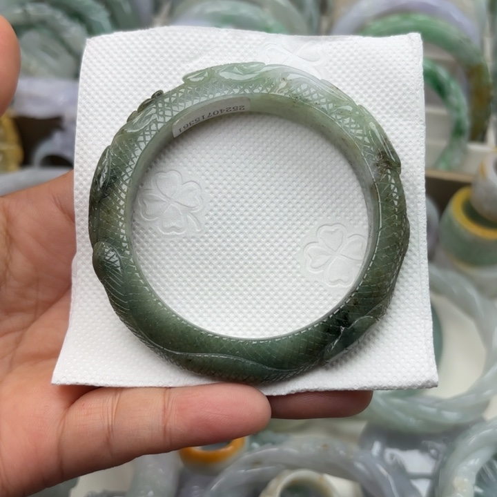 翡翠未镶嵌手镯55蛇镯220