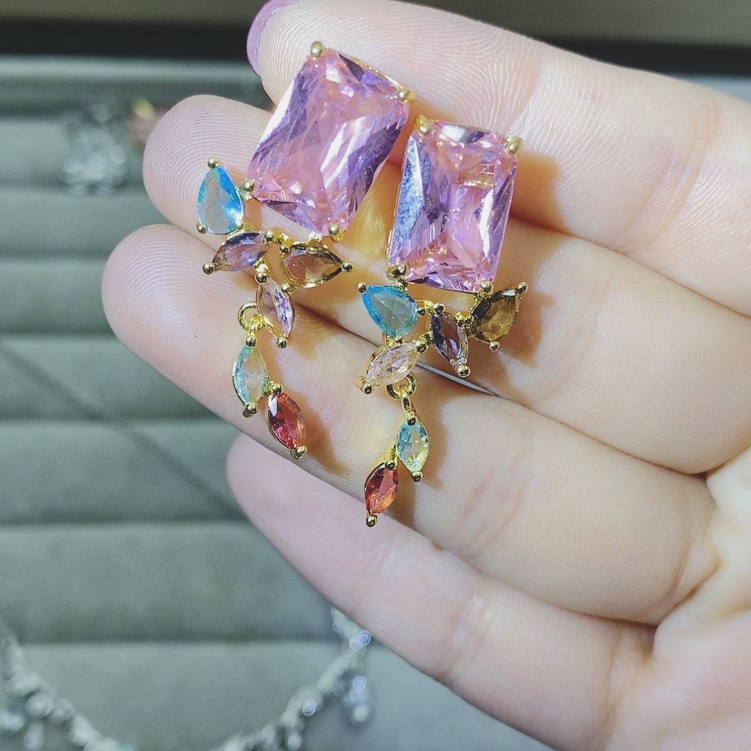 【闪购商品】托帕石耳饰银S925镶嵌