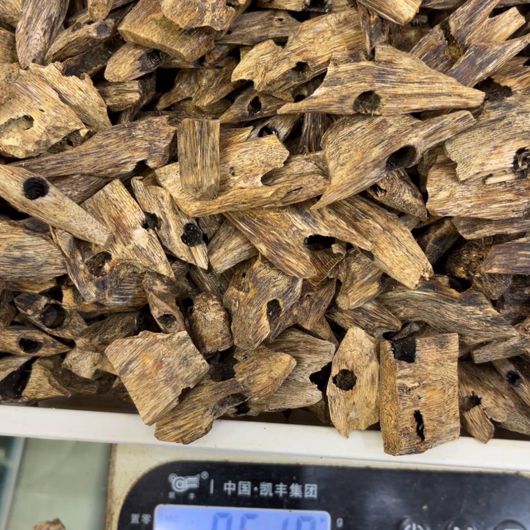 王***3沉香摆件沉香棋楠块料860