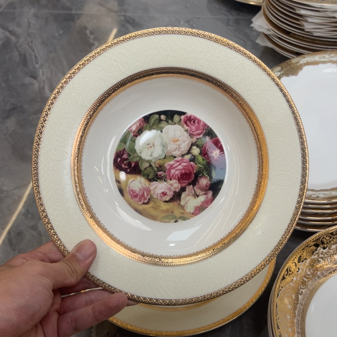 【闪购商品】瓷片9寸草帽盘两个一单福利价