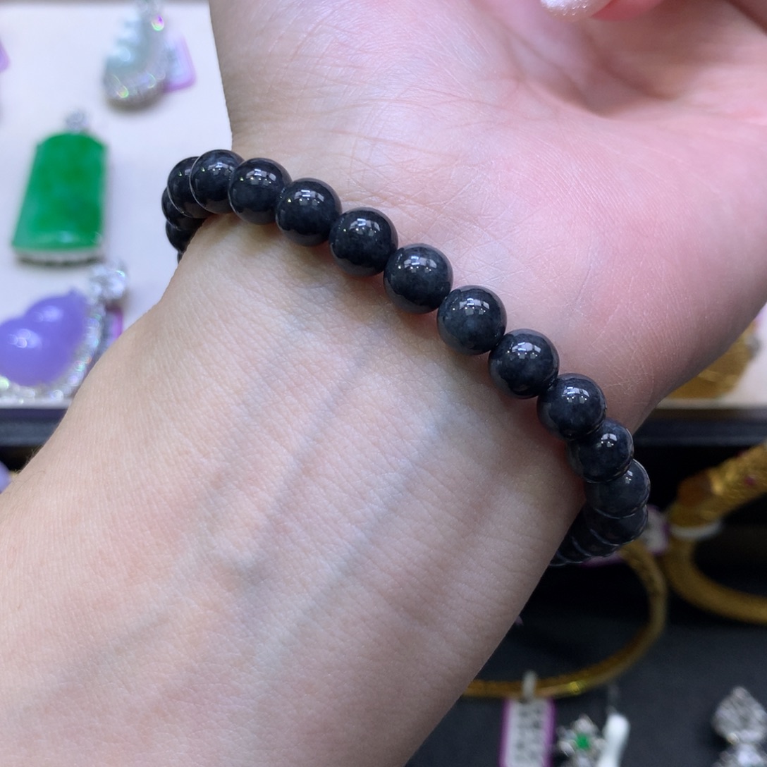 翡翠未镶嵌颈饰天然A货