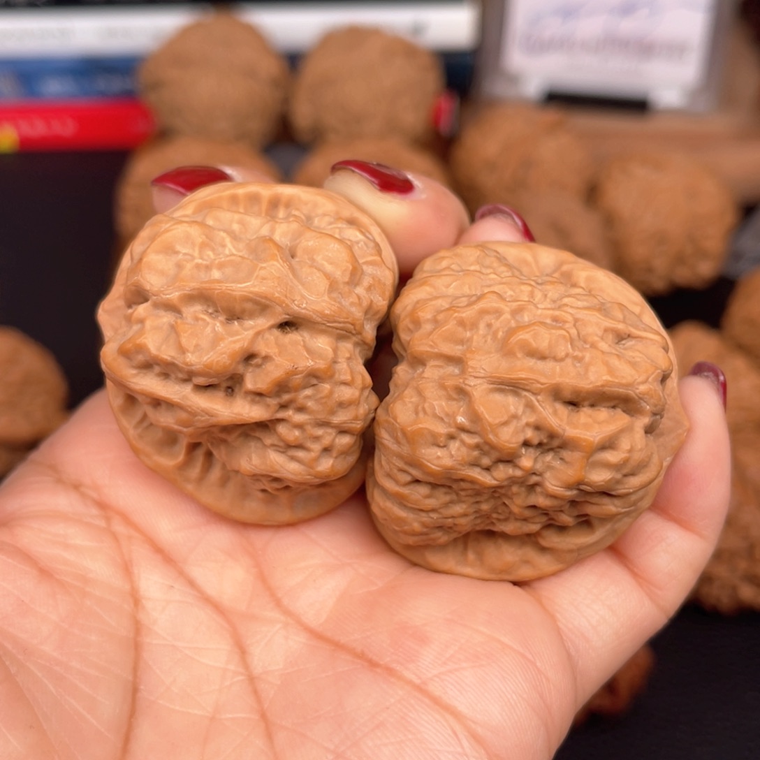 文玩核桃吊坠蛙蛙41尺。 无刀修。1107