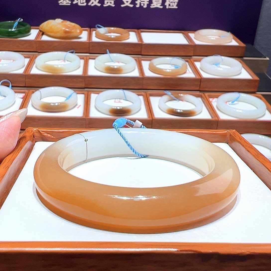 和田玉手镯50/51未镶嵌