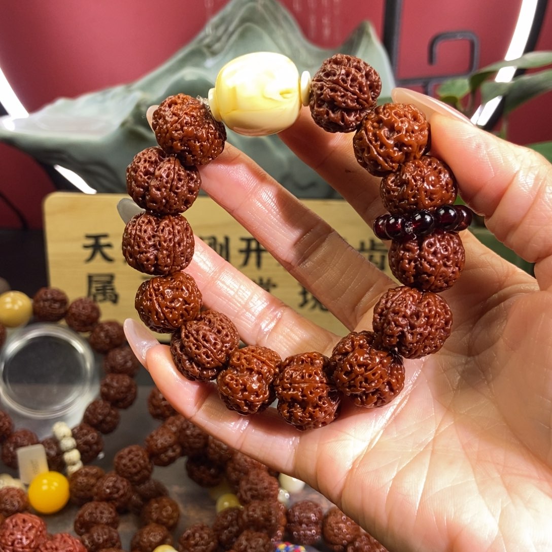 金刚菩提吊坠518。                