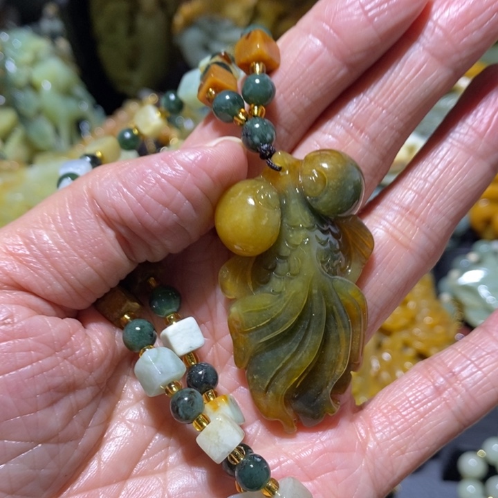 岫玉岫玉吊坠未镶嵌