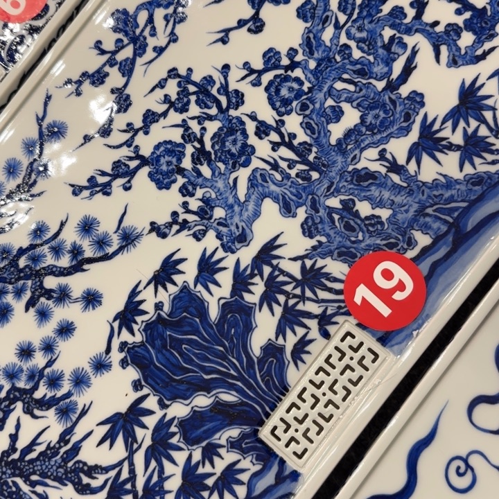 泰***合景德镇手工手绘陶瓷